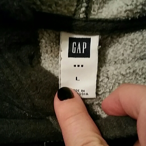 Men Gap Sweatshirt - Picture 3 of 3