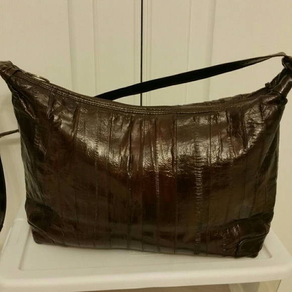 💞Brown  shiny cross  body bag💞