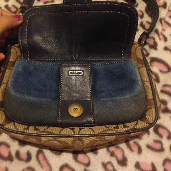 Coach Purse - Picture 3 of 4