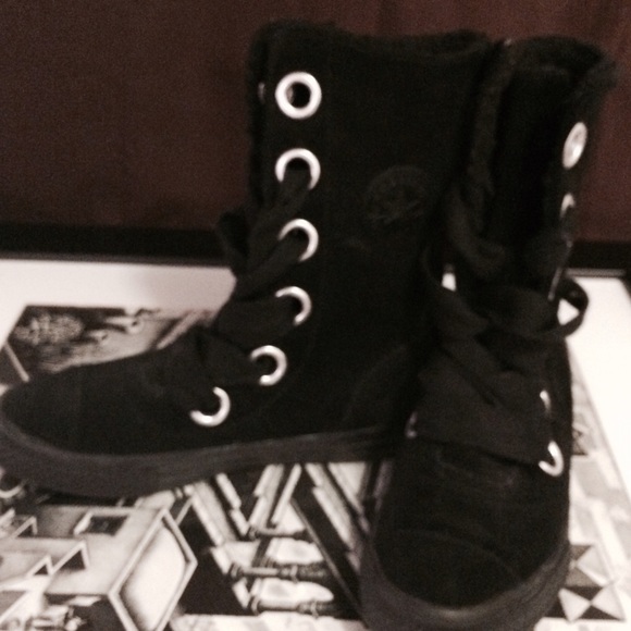 Black suede wool converse boots