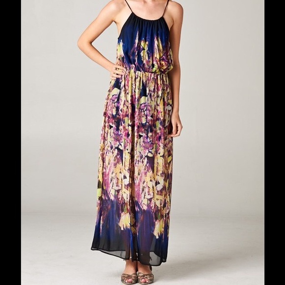 💗💗 MAXI DRESS 💜💜 - Picture 3 of 4