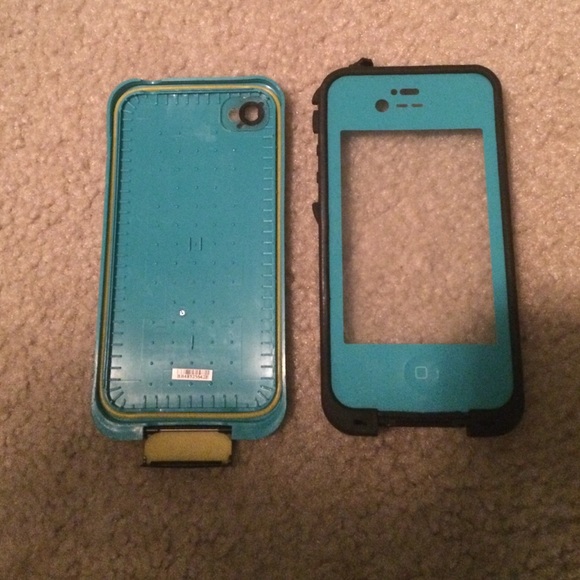 Im selling a lifeproof for a iPhone 4 or 4s