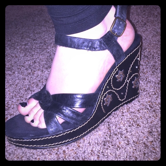 Black leather wedges