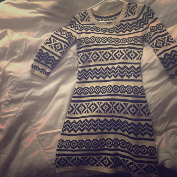 Patterned sweater dress