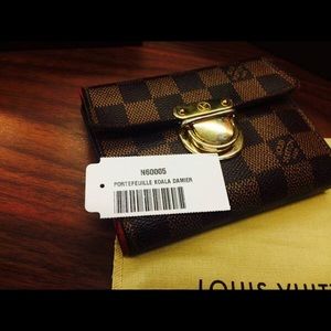 Authentic pre-loved Koala wallet in Damier Ebene
