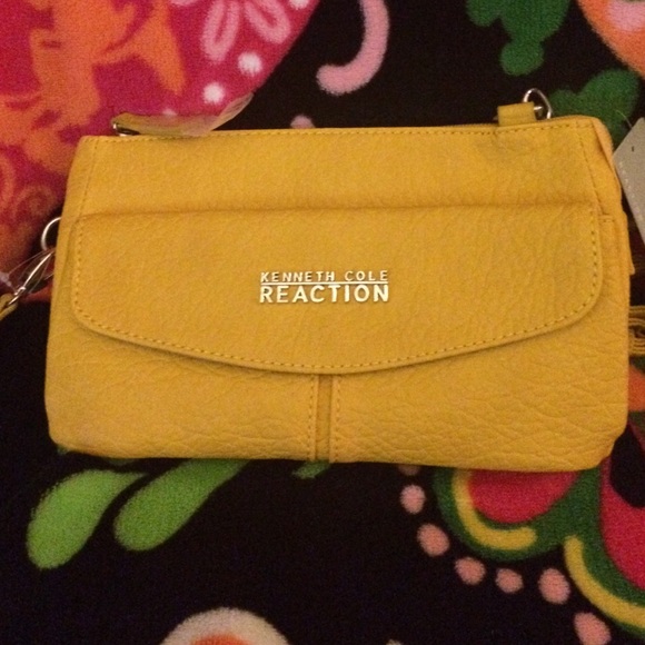 Kenneth Cole Reaction cross body purse