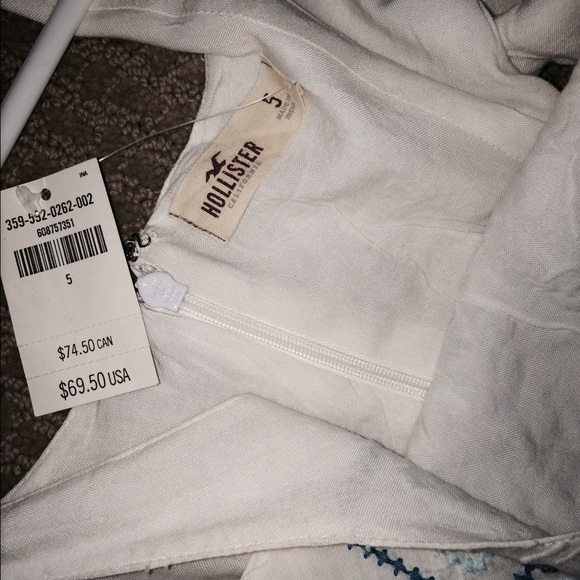 SOLD hollister cutout white dress - Picture 2 of 3