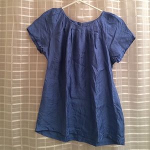 100% Silk Banana Republic Top (petite size)