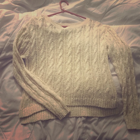 Forever 21; Cream colored knitted sweater
