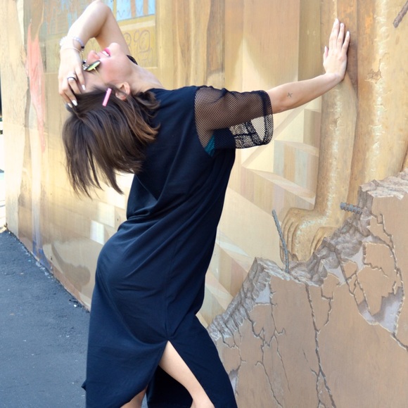 Side-Slit Black Midi Dress (Mesh sleeves) - Picture 2 of 3