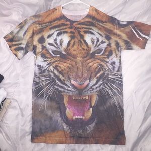 Lion Printed Tee