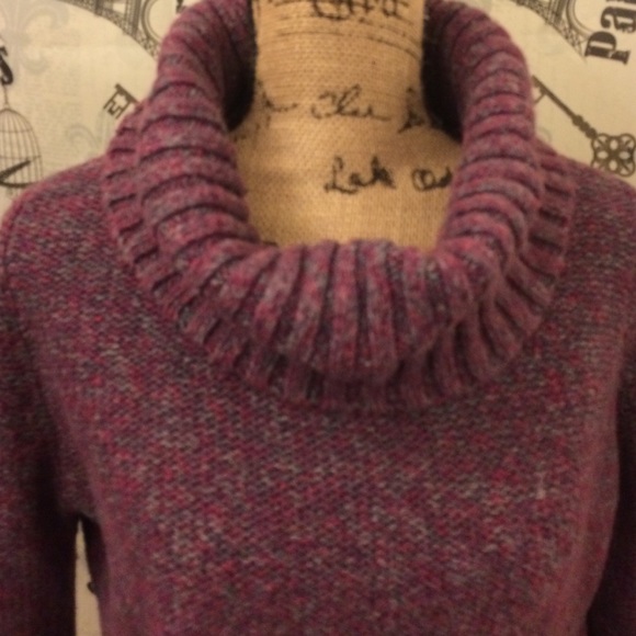 Sweater - Picture 2 of 4