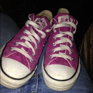 Raspberry Low-Cut All Star Converse