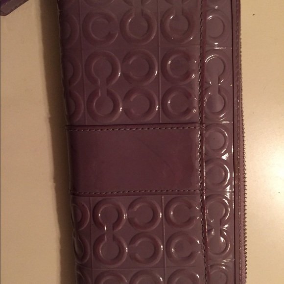Coach wallet SOLd SOLD - Picture 3 of 4