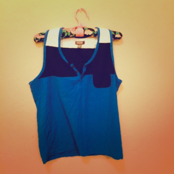 Block-Color Tanktop w/ Button-Up Cleavage😉 - Picture 1 of 3