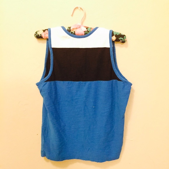Block-Color Tanktop w/ Button-Up Cleavage😉 - Picture 3 of 3