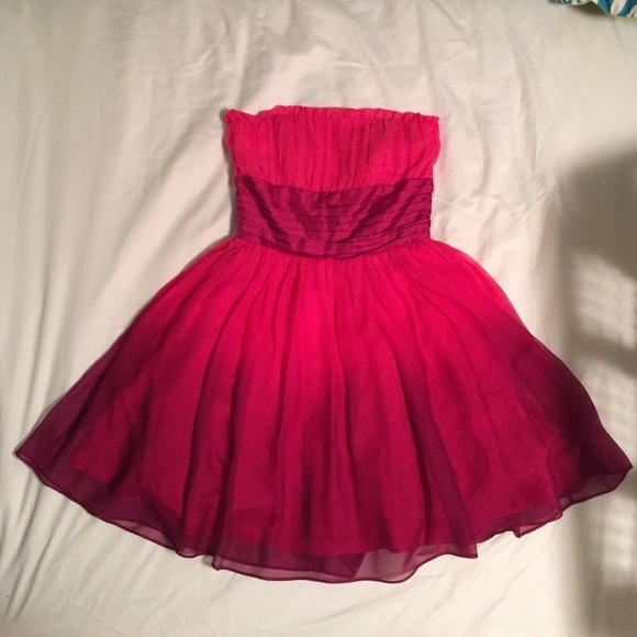 Betsy Johnson Pink Ombré Poofy Strapless Dress