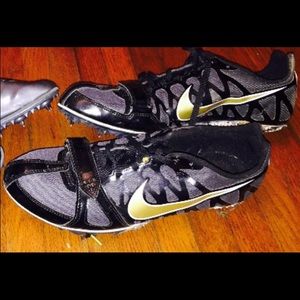 Track spikes