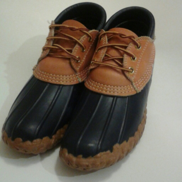 Ladies L.L. Bean boots size 6