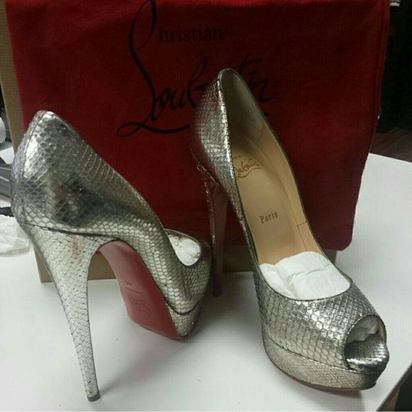 Christian louboutin pumps