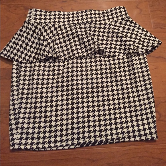 White/Black Peplum Skirt