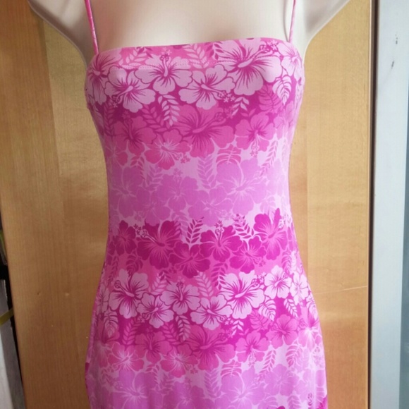 Dress - Picture 2 of 4