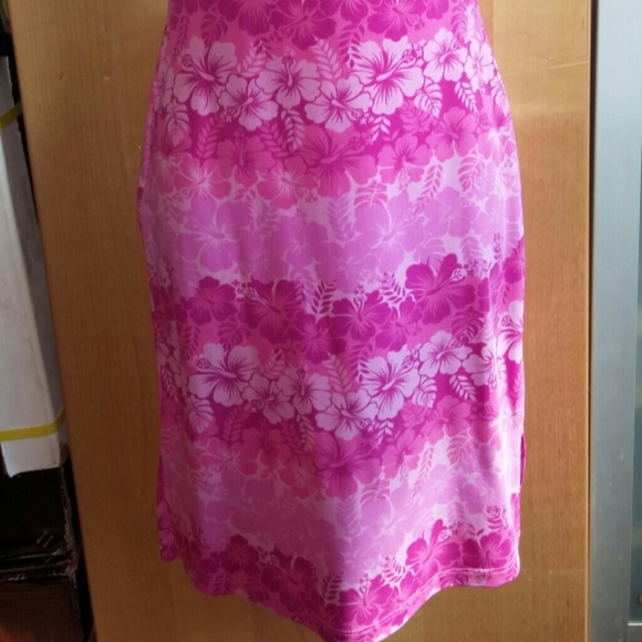 Dress - Picture 3 of 4