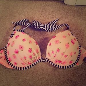 34D Victoria's Secret push up bikini top