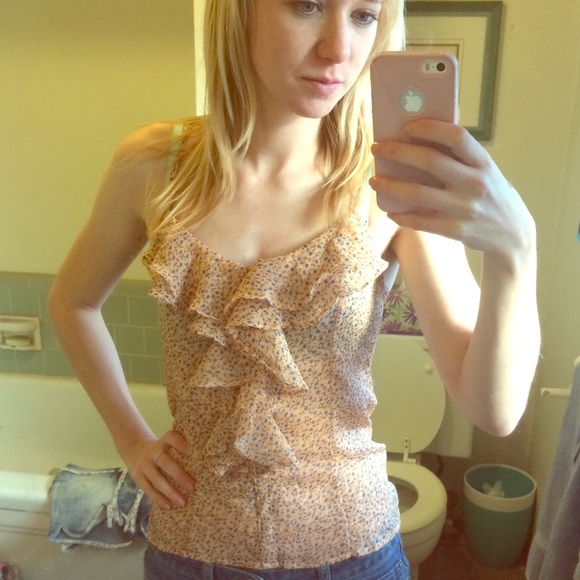 Floral ruffled tank top