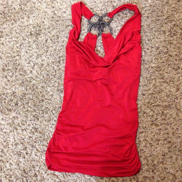 ✖️Reserved Bundle✖️Red cowl top with chain on back
