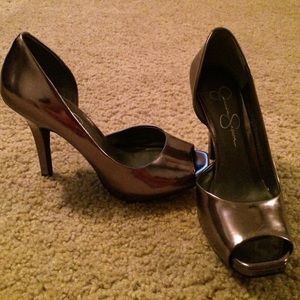 Beautiful pumps!
