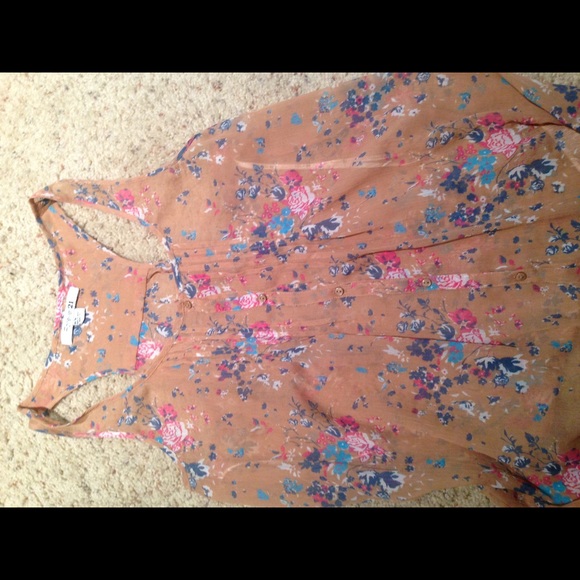 Blouse type shirt - Picture 1 of 2