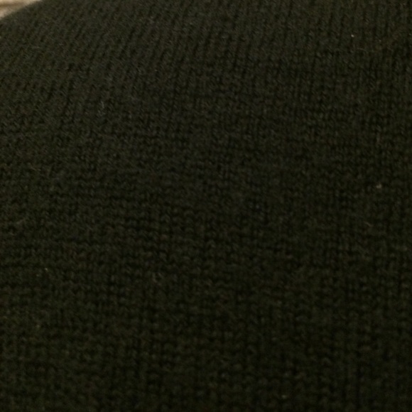 Sweater - Picture 2 of 4