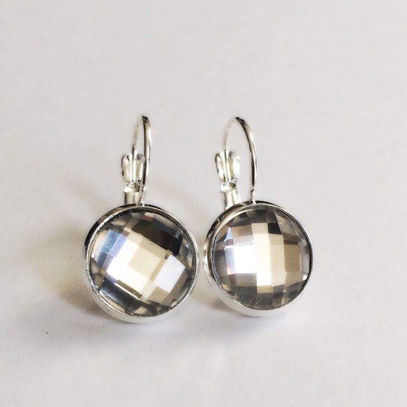 3/$20⚡️Crystal silver plated frenchback earring - Picture 3 of 5