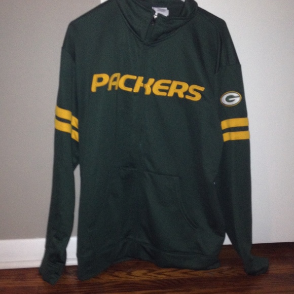 XL Packers windbreaker