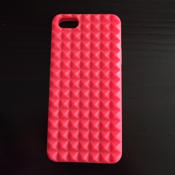 Hot pink studded iPhone 5/5s case
