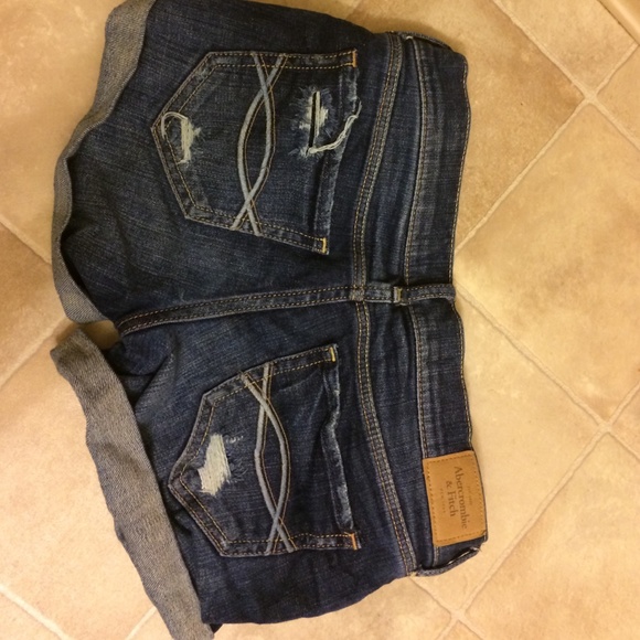 A&F Shorts - Picture 4 of 4