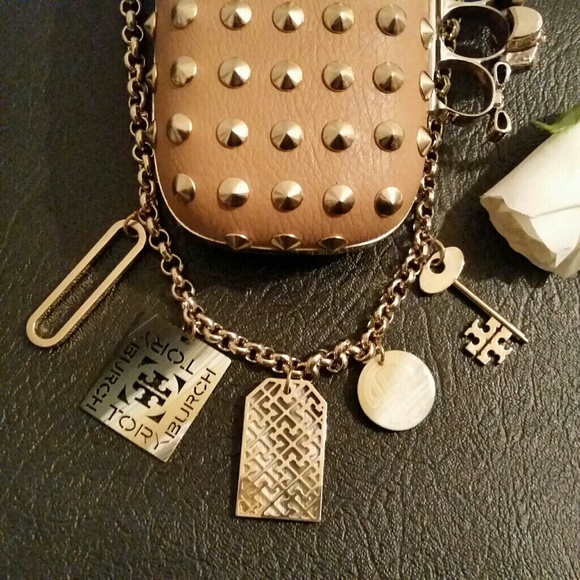 🎉HP🎉TORY BURCH Necklace Luggage Tag Charm