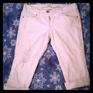 Almost Famous like new blue jean distressed crops
