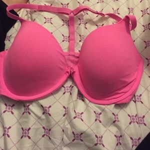 Victoria secret bra. Never worn.