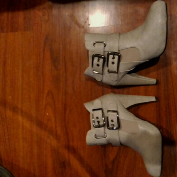 Grey short boots