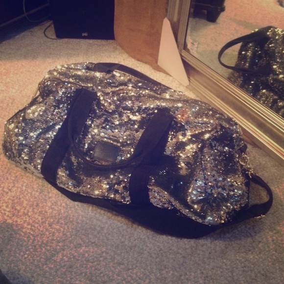 Victoria's Secret sequin duffle bag gold/silver
