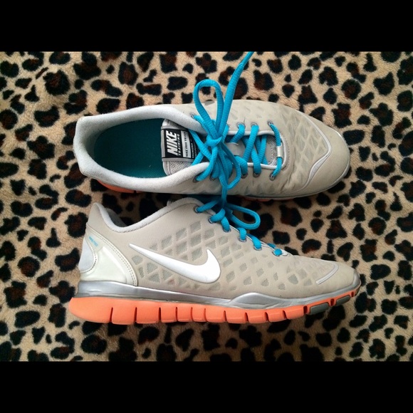 Nike Shoes - SOLD❗️Nike Free Run shoes