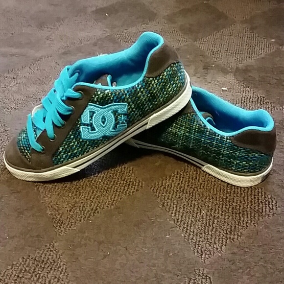 Turquoise woven DC sneakers