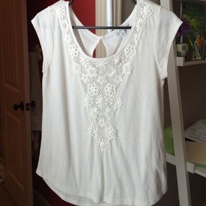 American Eagle White embroidered shirt