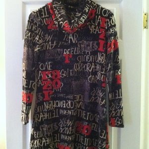 Graphic print dress or tunic