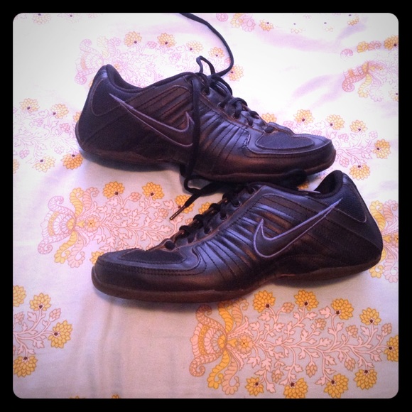 Nike workout training shoes