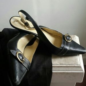 Anne Klein iFlex slingbacks