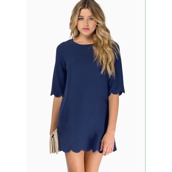 Tobi Dresses & Skirts - Tobi sweetly scalloped dress
