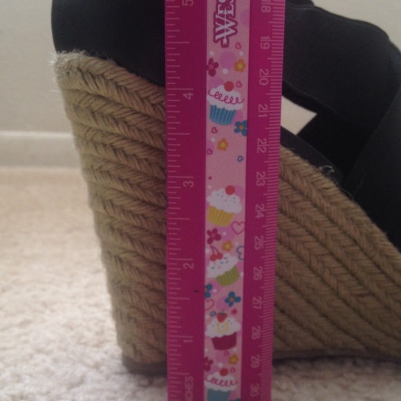 Wedges - Picture 5 of 5